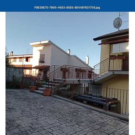 Villa La Cerbiatta à Castel Di Sangro Extérieur photo